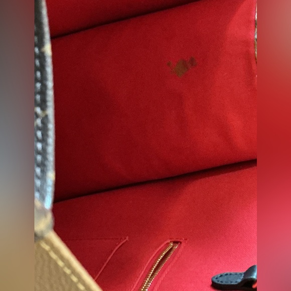 LOUIS VUITTON On The Go GM Large Monogram Tote w Original Dustbag and Bag - Picture 12 of 16